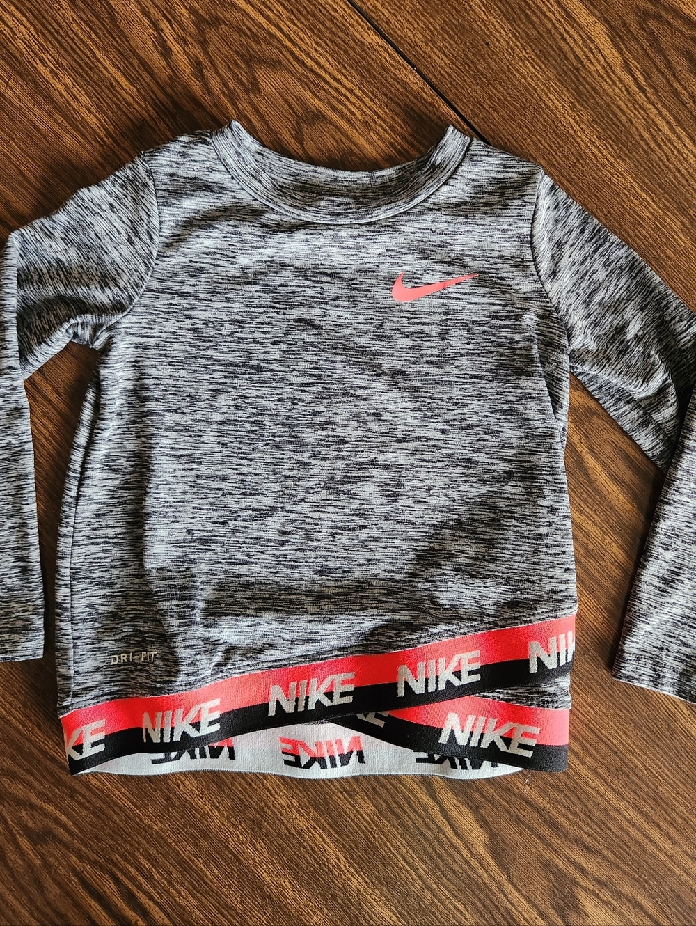 Girls Nike Dri Fit Long Sleeve, Size 2T